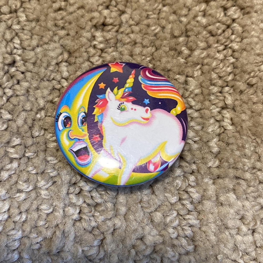 Lisa frank 90’s pin